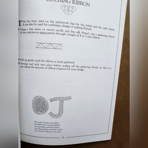 Original Designs for Silk Ribbon Embroidery Jenny Bradford Milner Craft Series - Picture 8 of 9